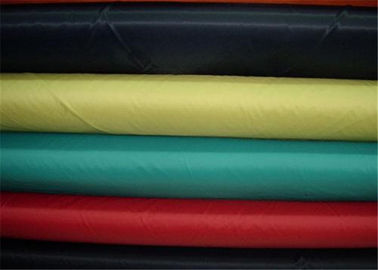 चीन त्वरित सुखाने पॉलिएस्टर बुना कपड़ा / सादे नायलॉन ऑक्सफोर्ड कपड़ा आरामदायक आपूर्तिकर्ता
