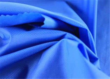 चीन ब्लू तफ़ता पनरोक कपड़ा, आरामदायक हाथ महसूस 70d नायलॉन तफ़ता कपड़े आपूर्तिकर्ता
